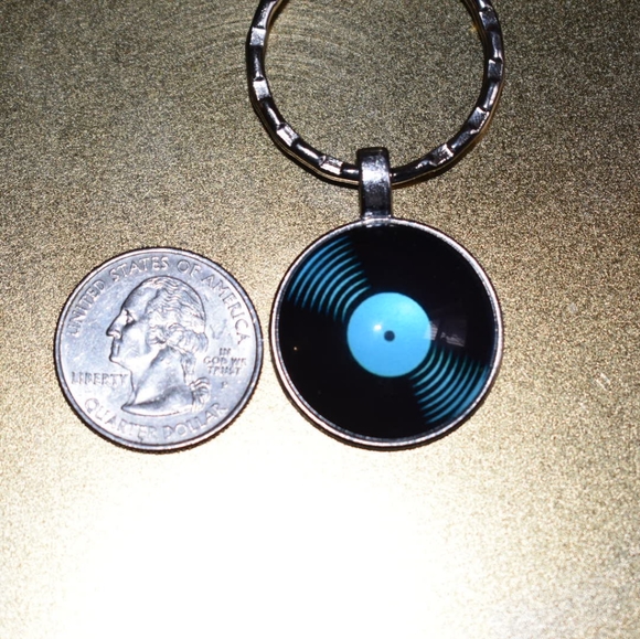 Vinyl Keychains - Picture 3 of 7
